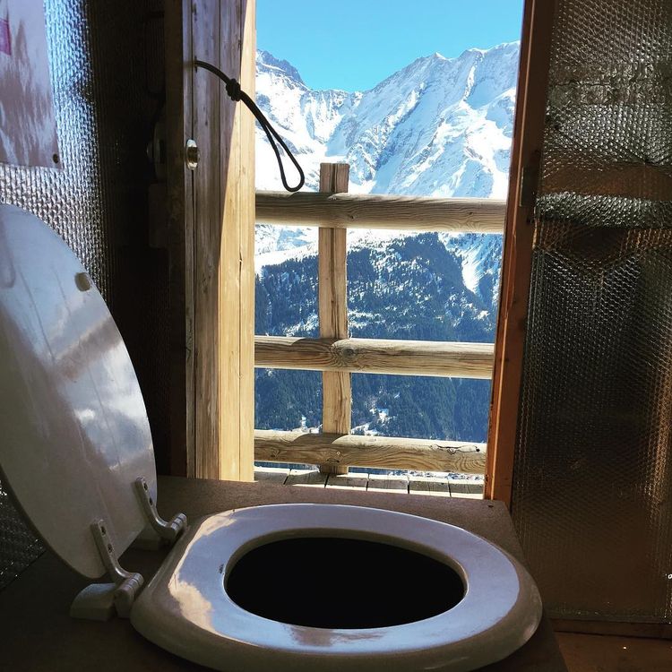 04-16-44-1619012689666383855