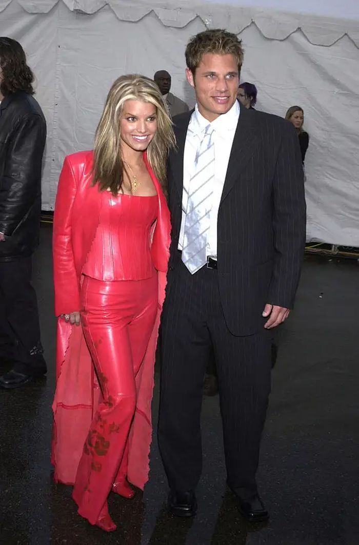 04-17-20-161892842317045302