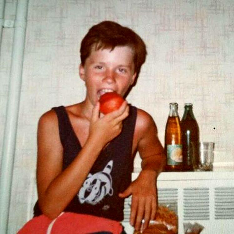 04-18-01-1619708480846781688