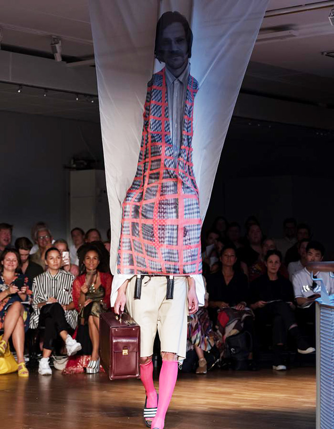 04-19-21-1618503706806136614