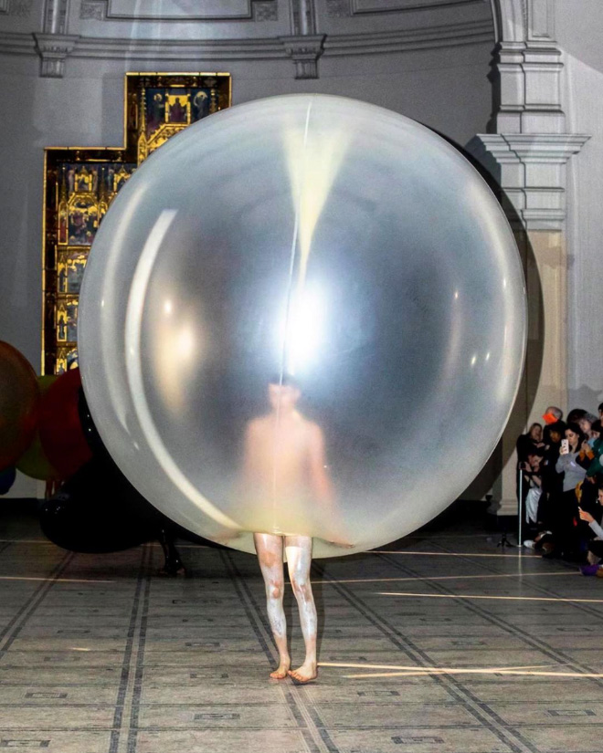 04-19-21-16185037081293484216