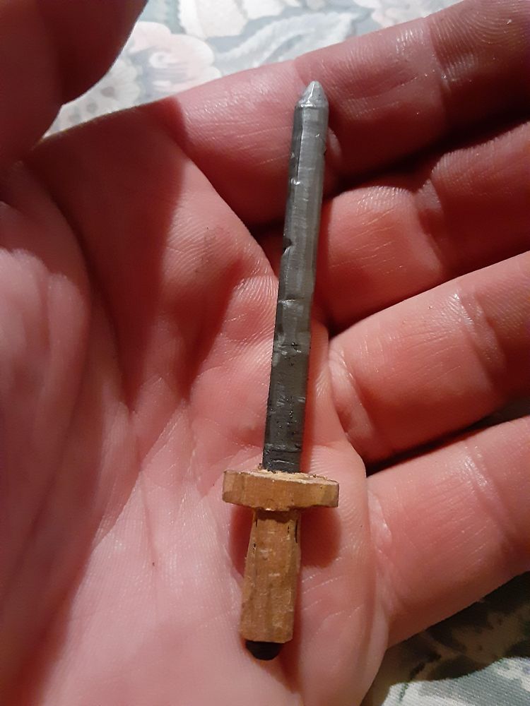 04-21-34-1618943676669294830