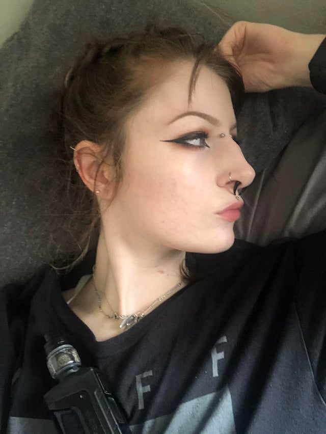 05-10-48-16208057011474938273