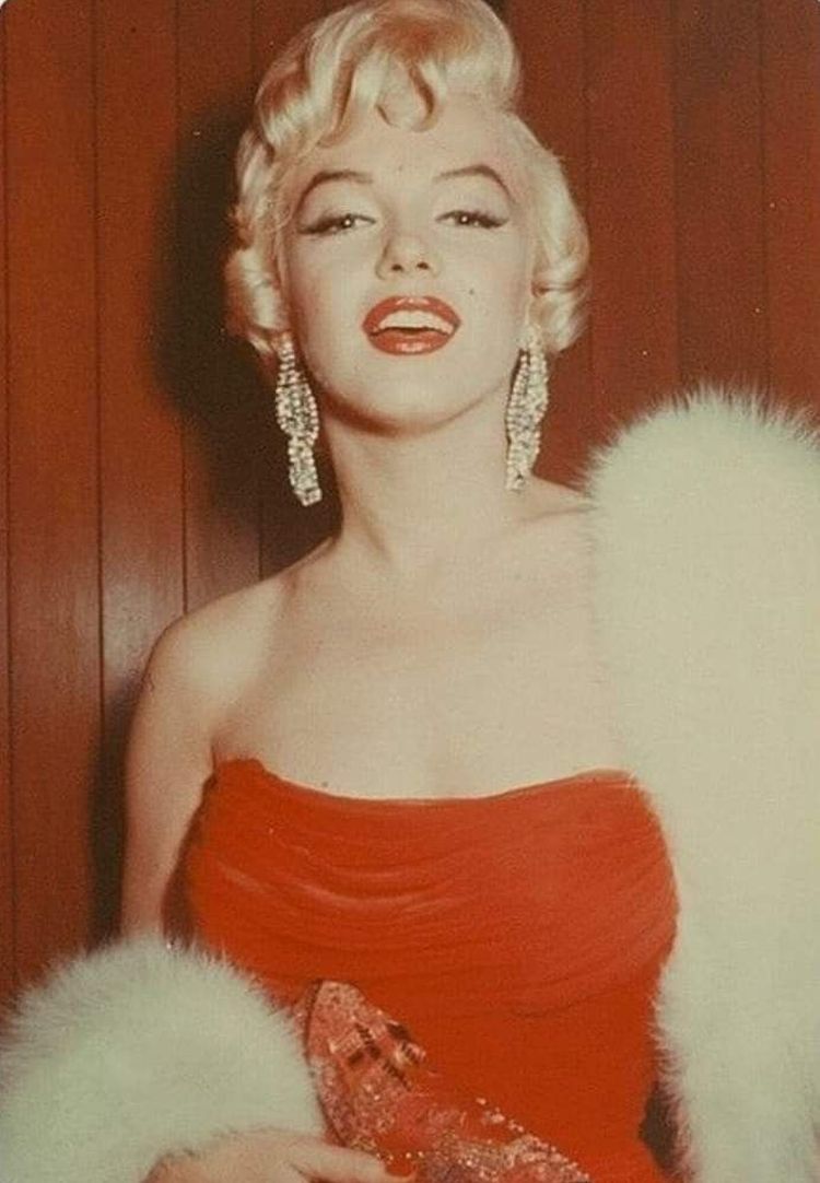 05-12-30-16208982431489664042