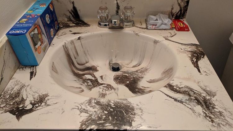 05-12-46-16201215771159795336