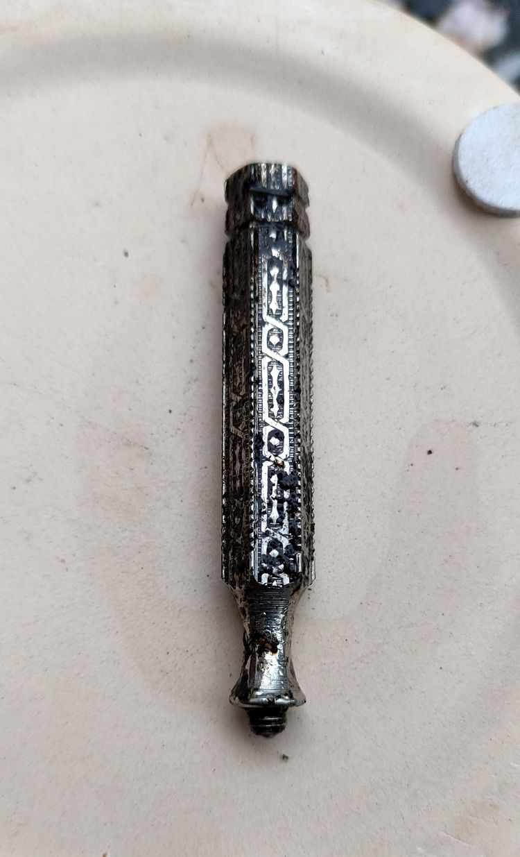 05-16-02-16212565751330246292