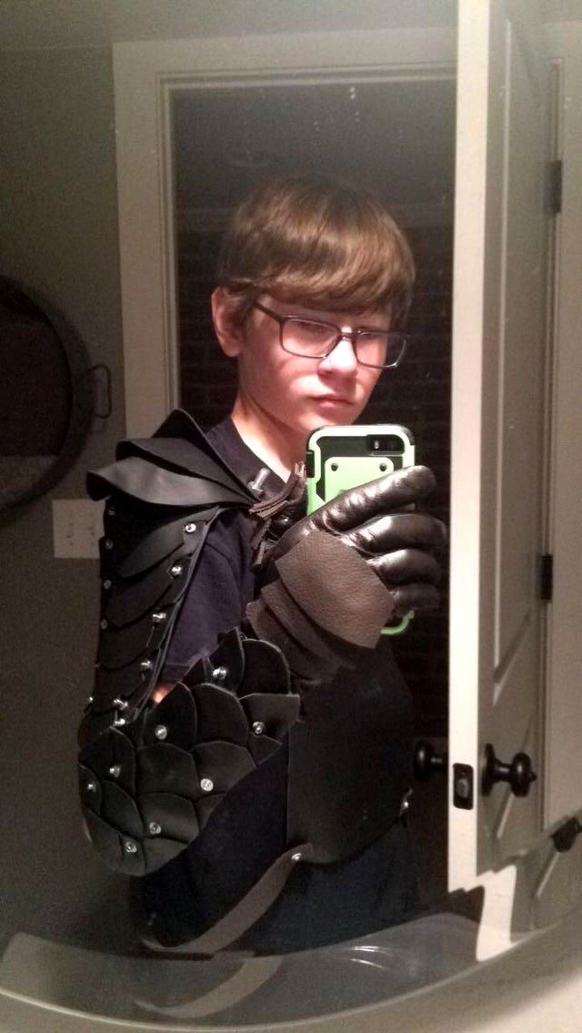 06-10-01-1623135673946199626