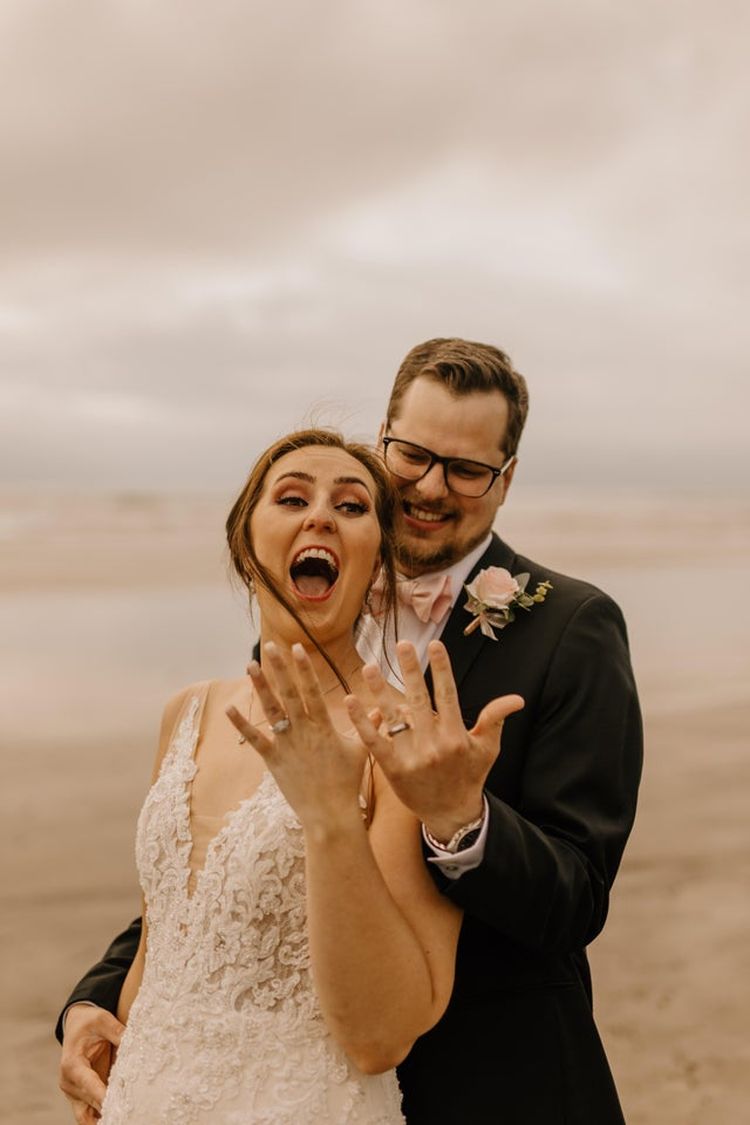 06-10-22-1624519351691536207