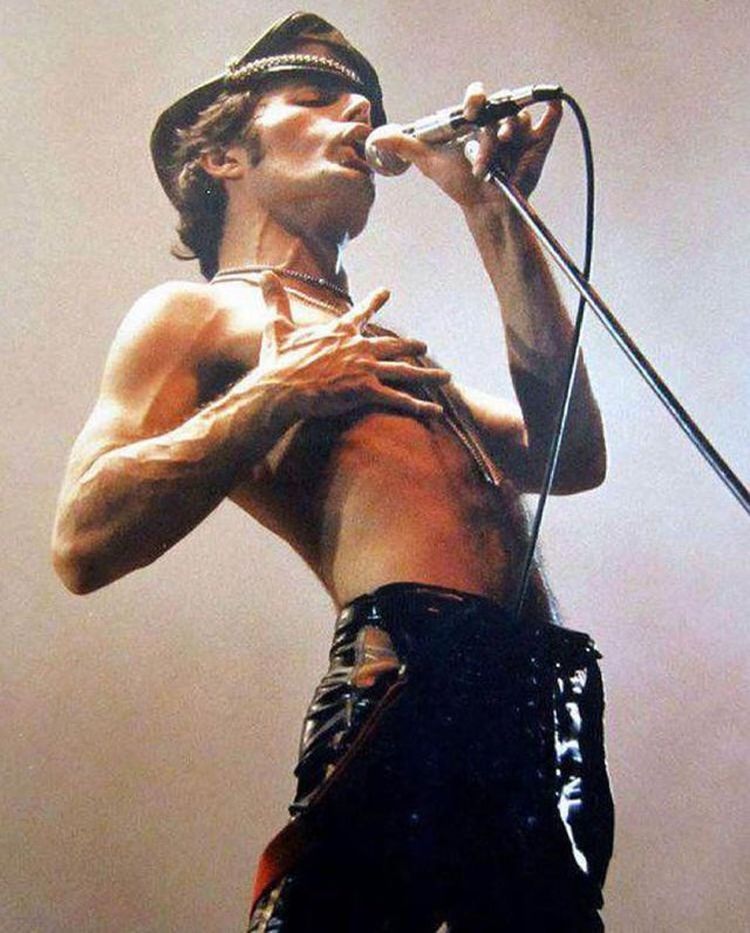 06-10-53-1624866792931953322