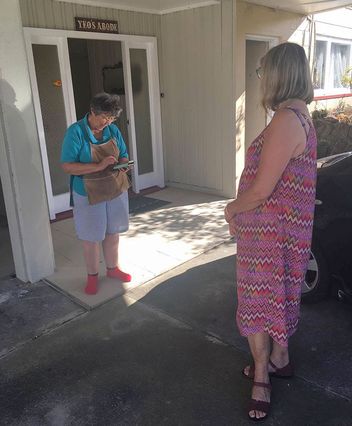 06-11-15-16225353481562609308