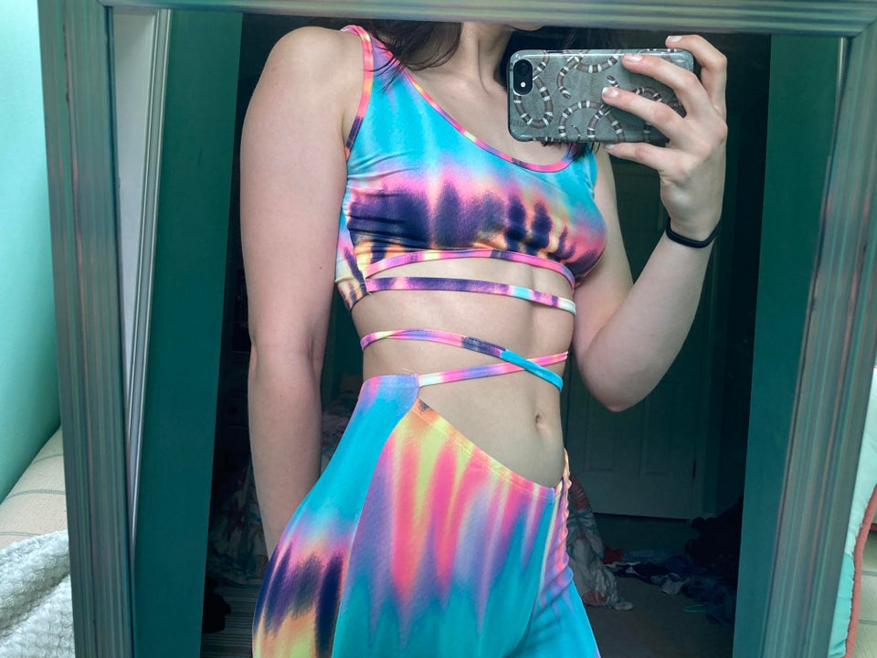 06-16-42-16233325541937496110