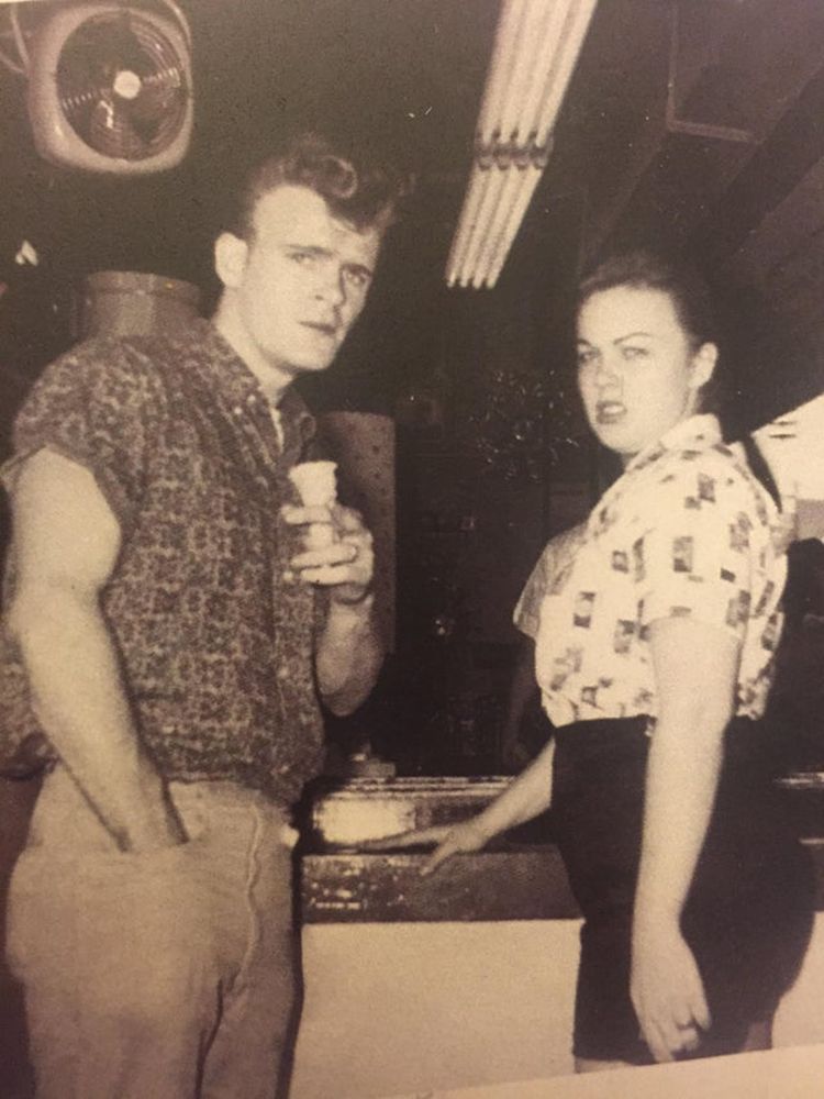 06-17-50-1623336606260455711