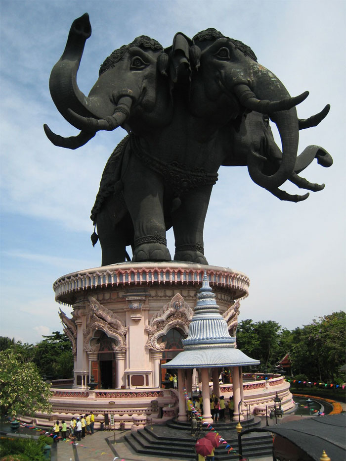 07-11-36-162754776670355022