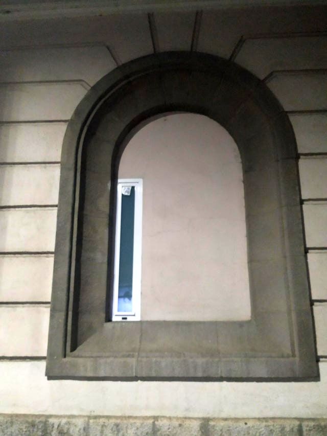 07-12-01-16274628631538638862