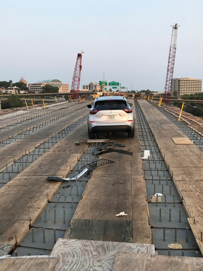 07-12-28-1626341310346477809