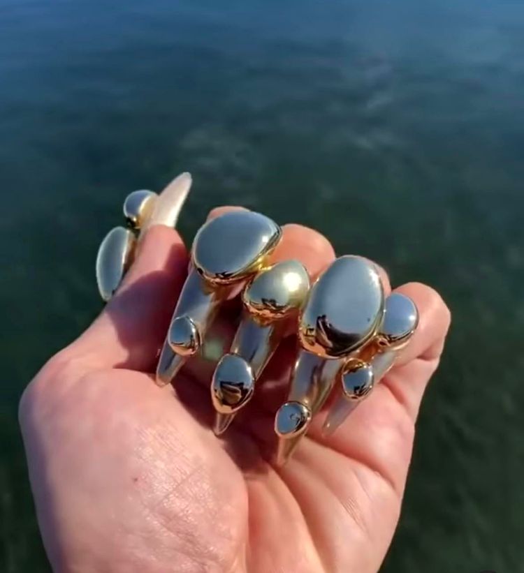 07-15-02-16266097492089594643