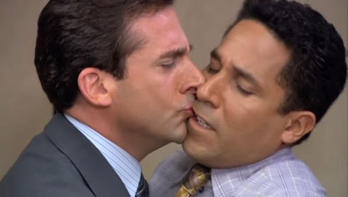 07-16-08-162566328474693627