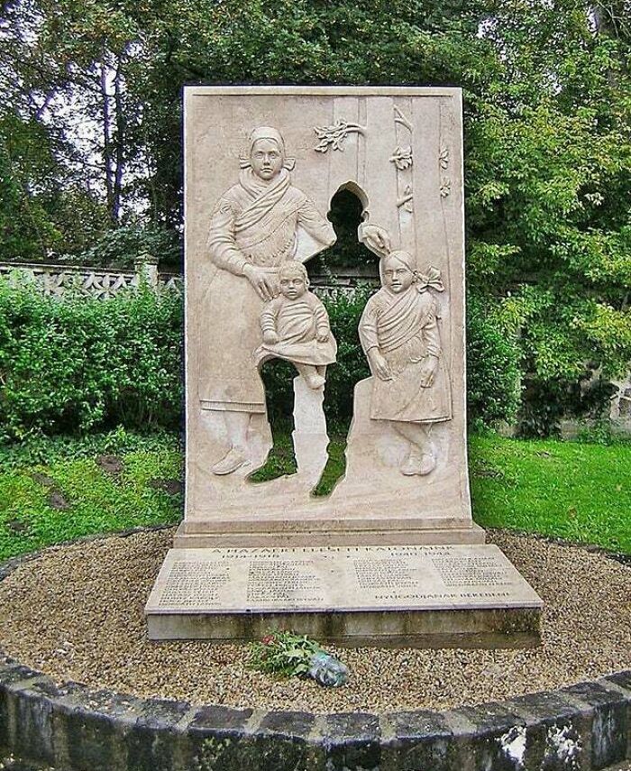 08-15-07-16281652261517406642