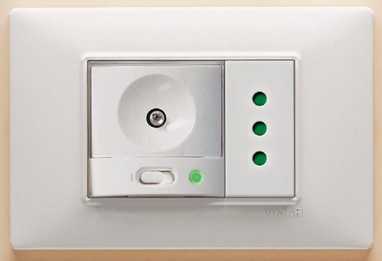 08-22-02-1627930944488294467