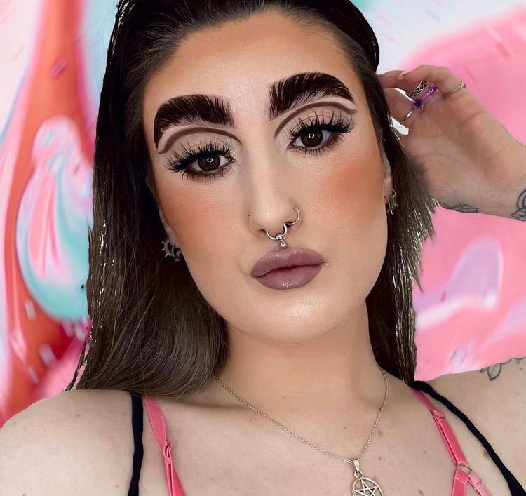 09-15-37-16321414791839084487