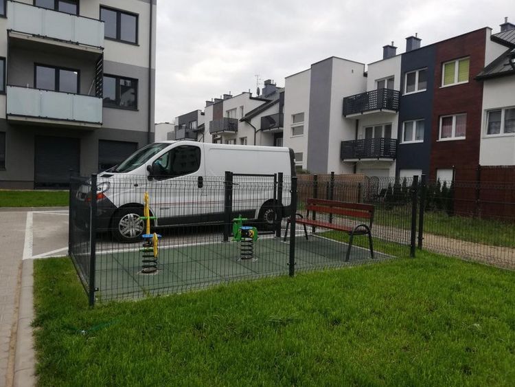 09-15-48-1632660510395748853