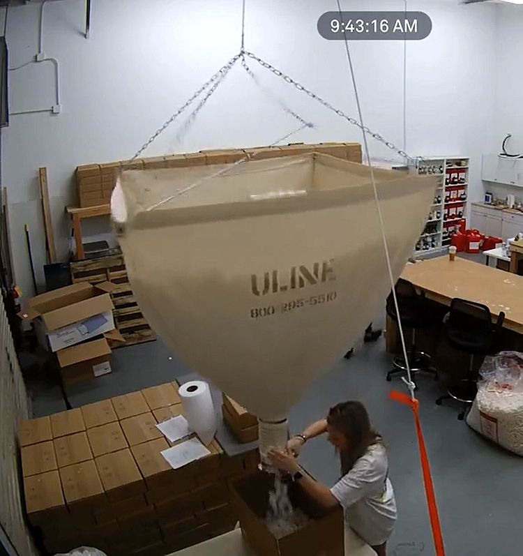 10-13-39-16348991422137530839