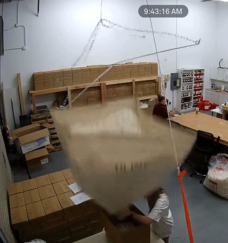 10-13-39-16348991431406394577