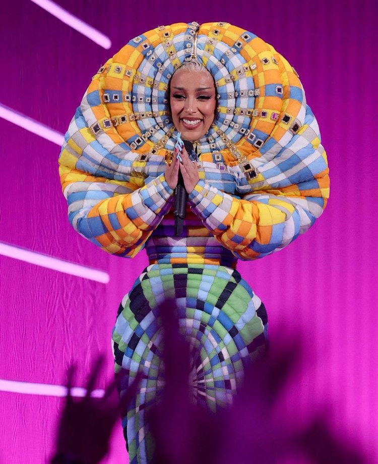 10-16-20-16339584401585299843