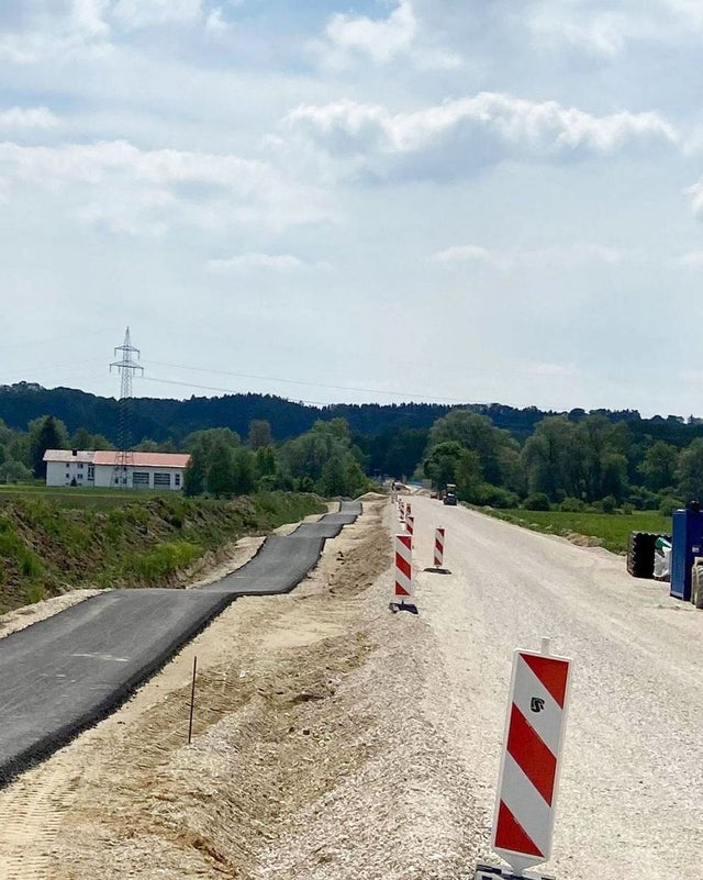 11-13-04-16369706891603274852