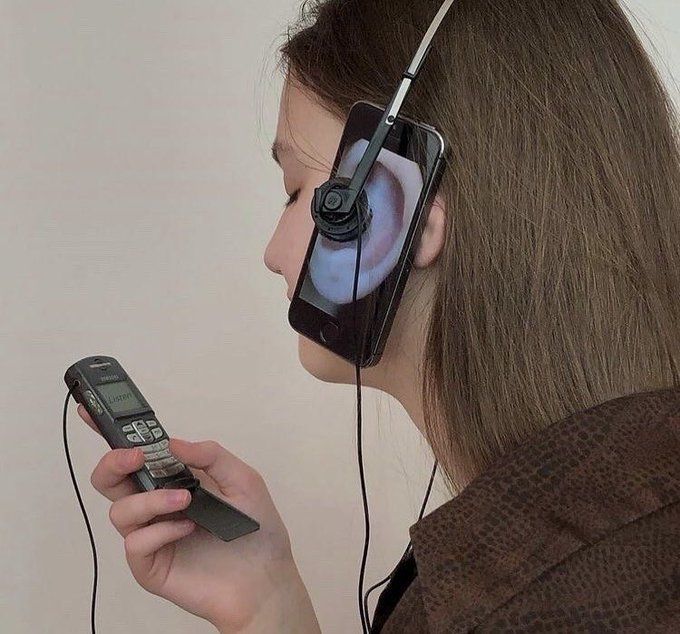 12-11-01-1640332863518268833