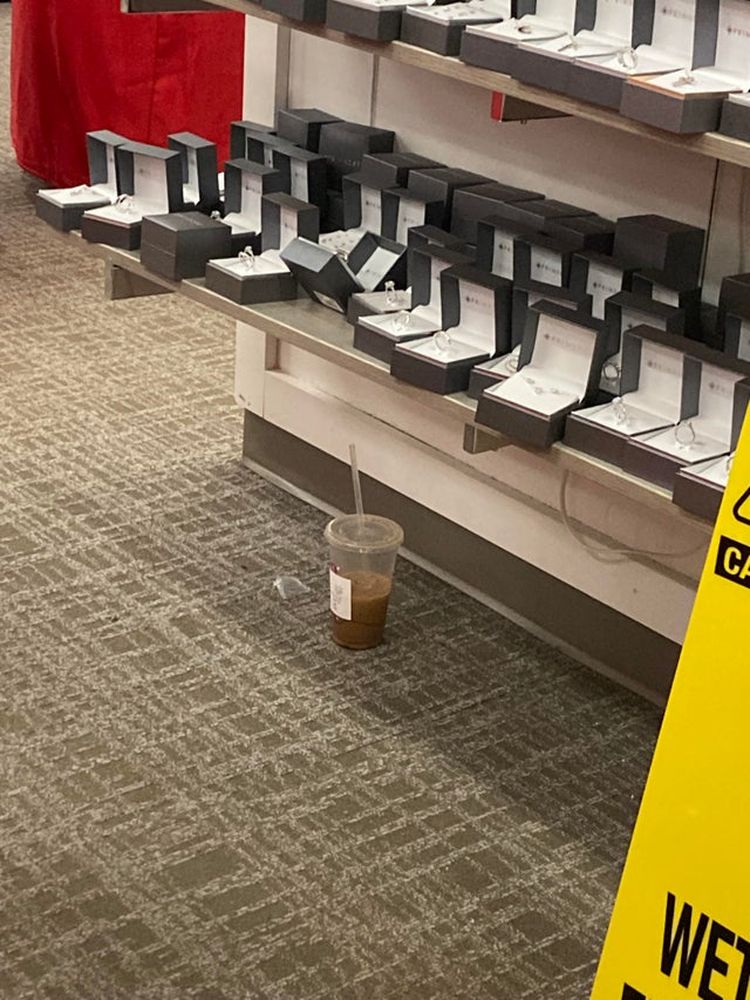 12-12-14-1640164466251225317