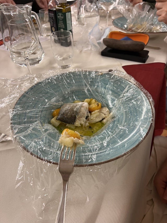 12-15-06-1640779562892196176