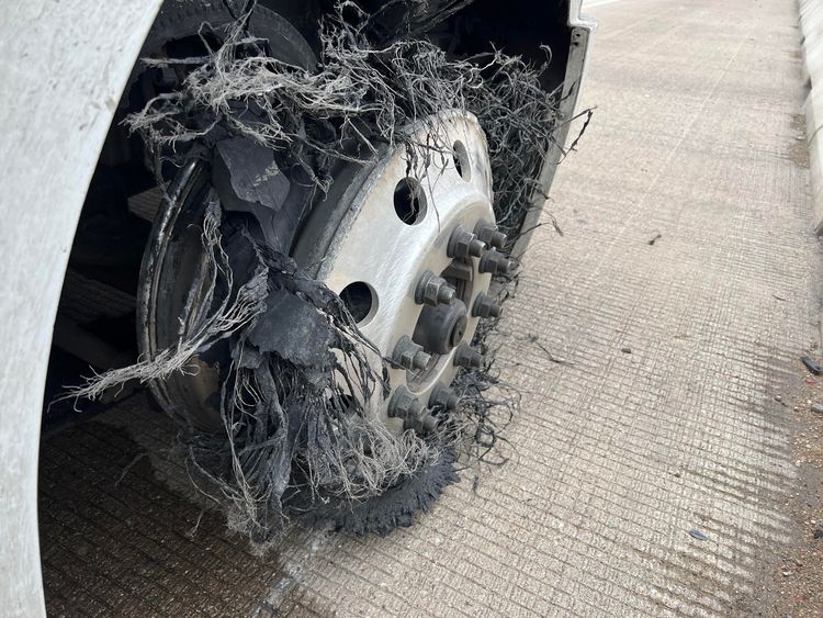 02-02-30-16454862272091560691