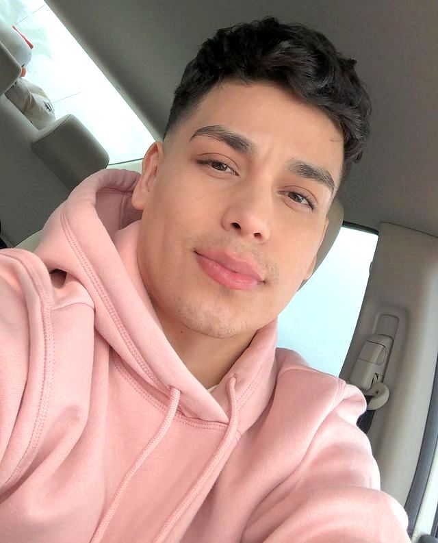 02-11-58-16456931121647800832