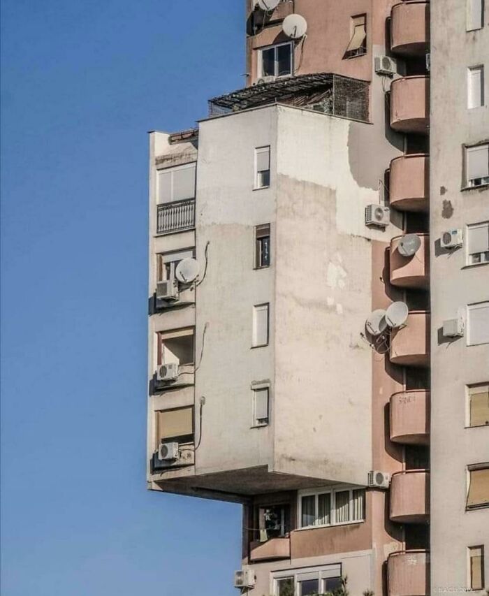 02-12-37-16443130481060891260