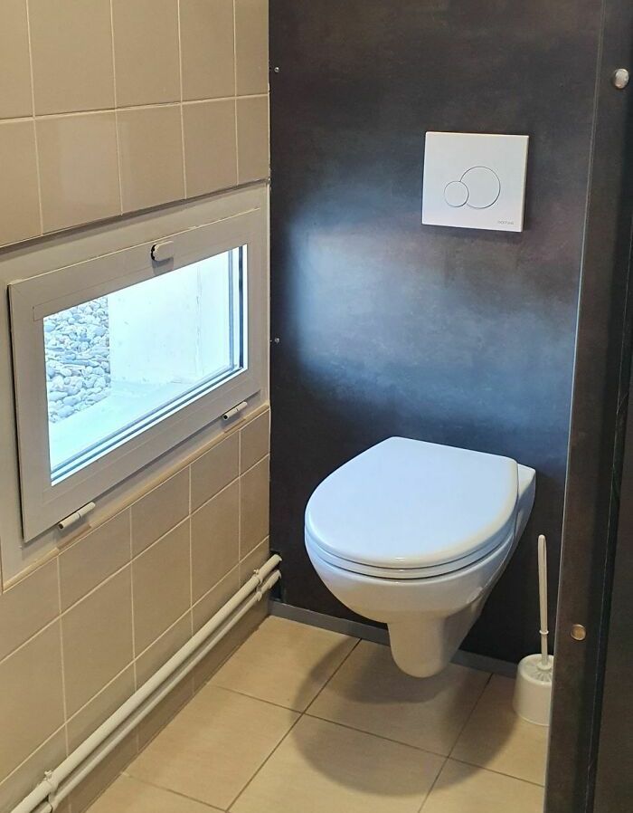 02-14-08-16439729351763712169