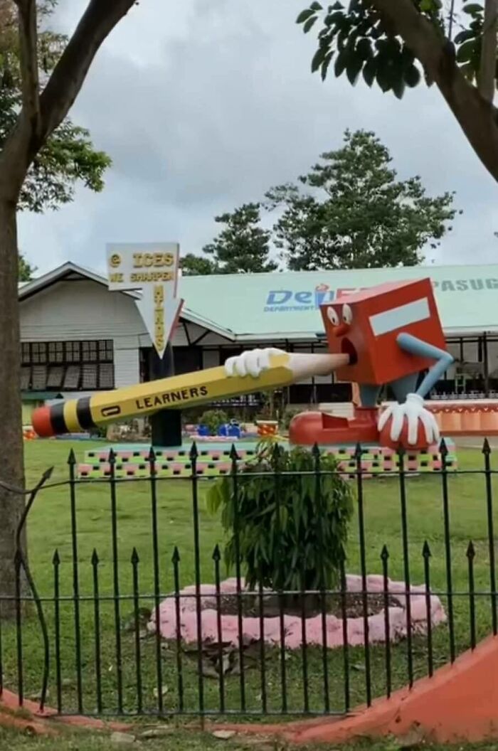 02-14-13-16449235981700925072