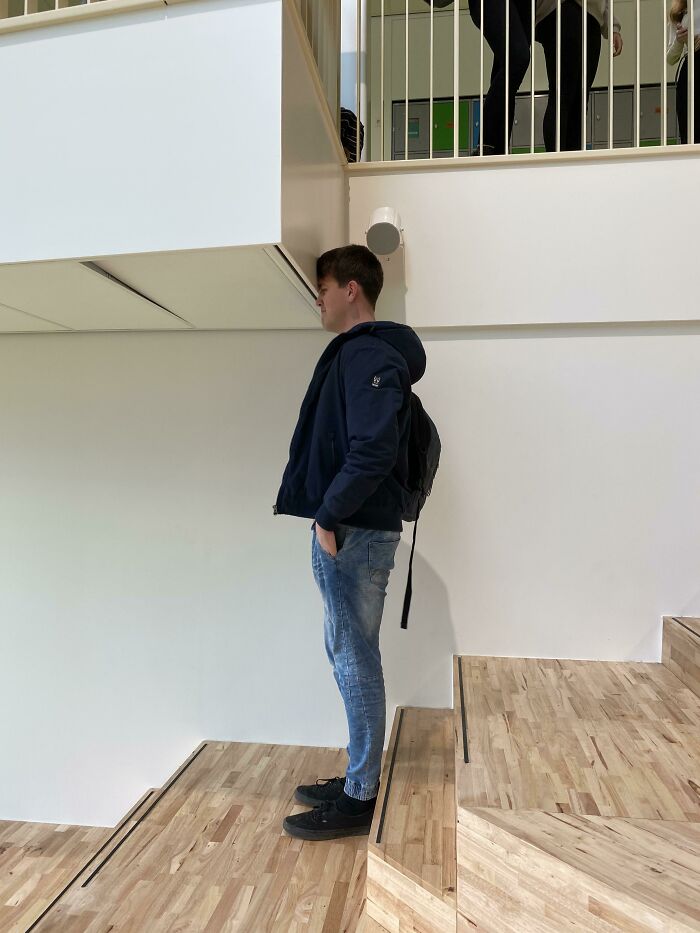 02-18-20-16454568201630199222