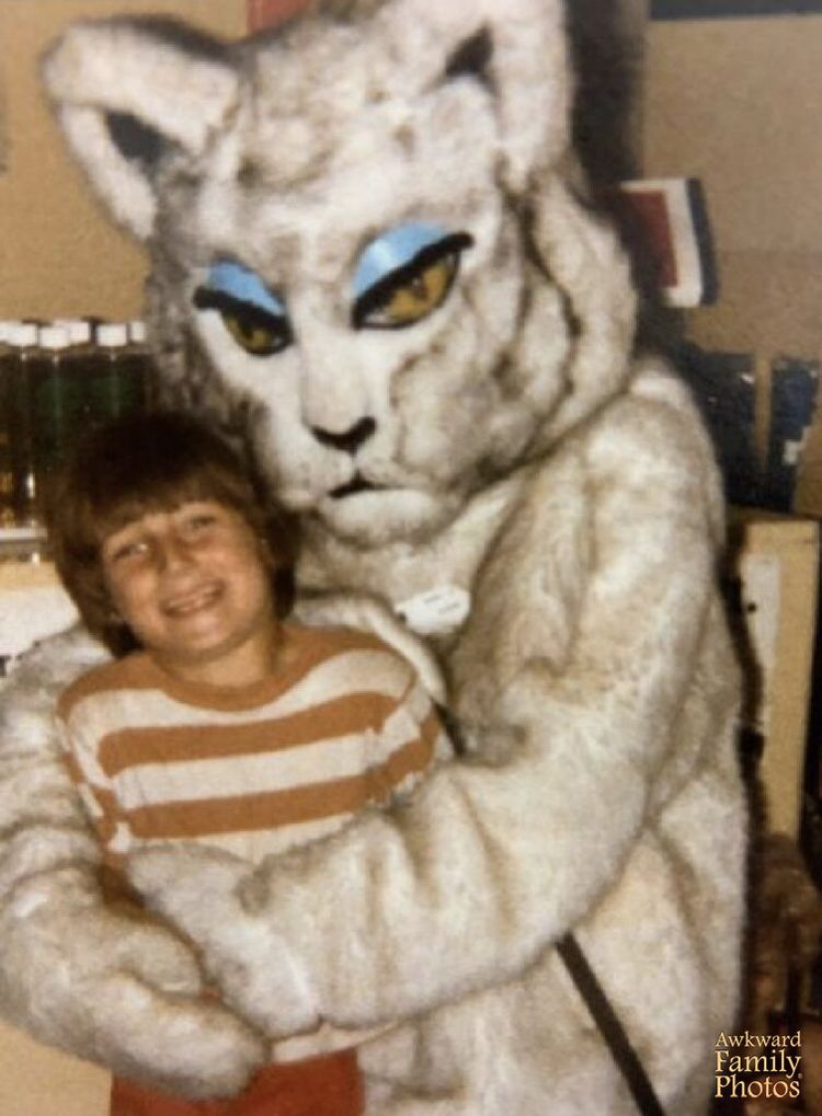 02-18-47-16439896771366172063