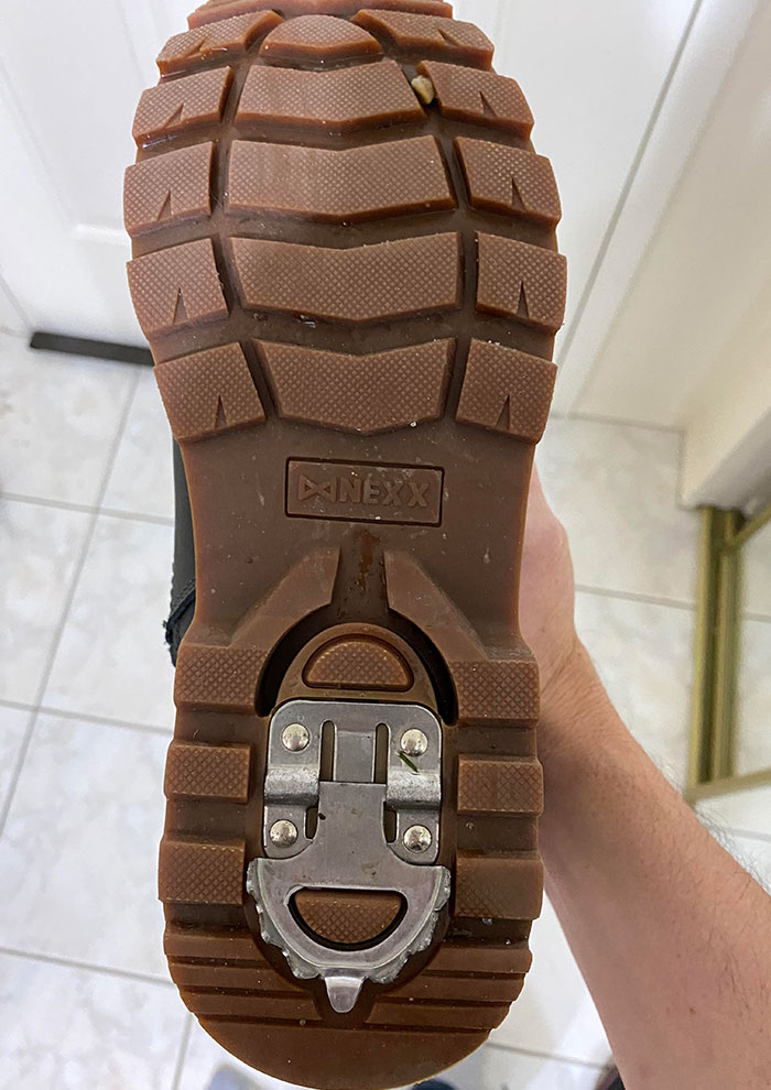 02-22-40-1645731633293436778