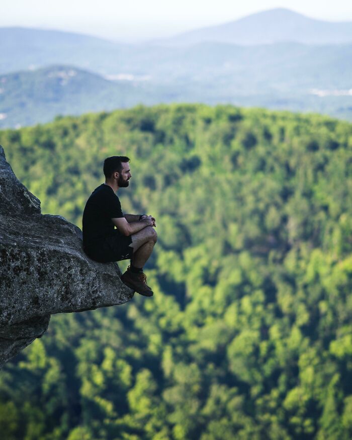 03-12-09-16479401521232466460