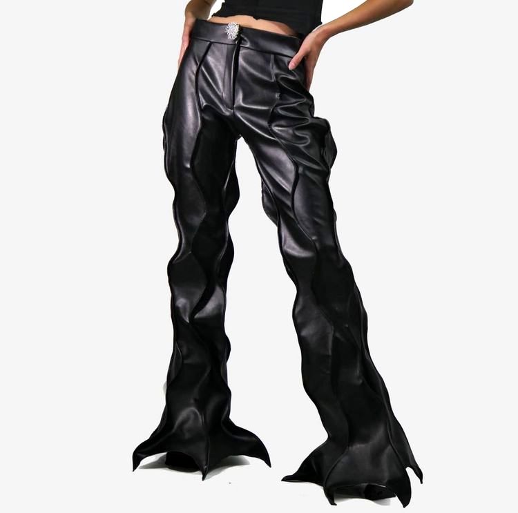 03-12-43-1646991813347551400