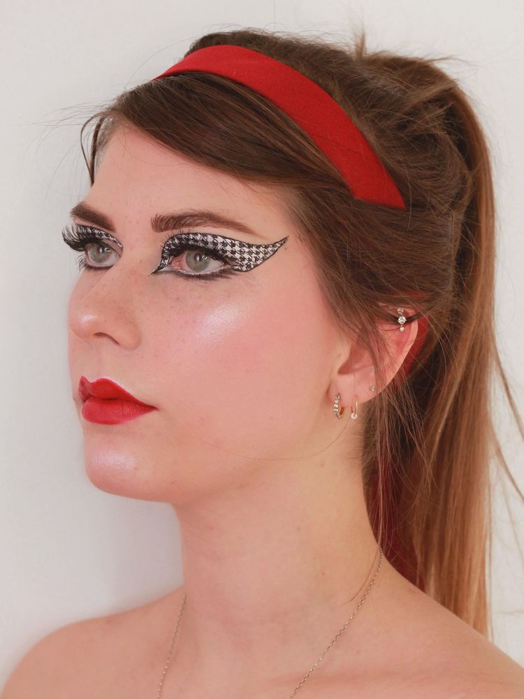 03-12-55-16479429201627005902