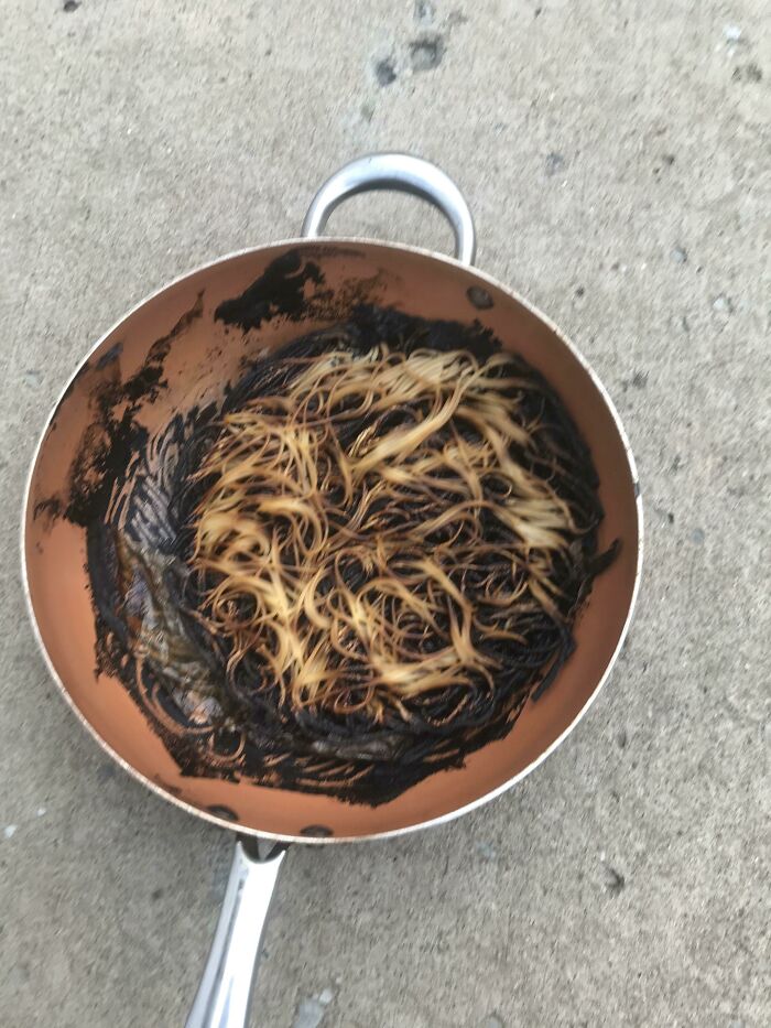 03-13-28-1646130528836252322