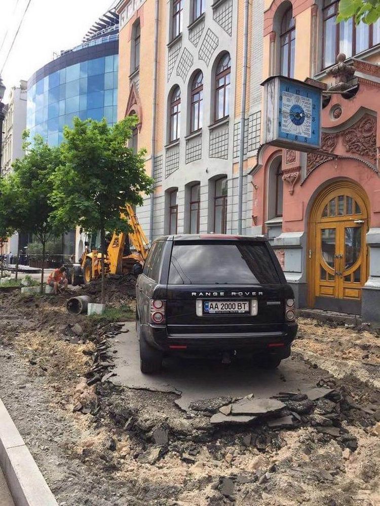 03-14-45-1648035910987478535