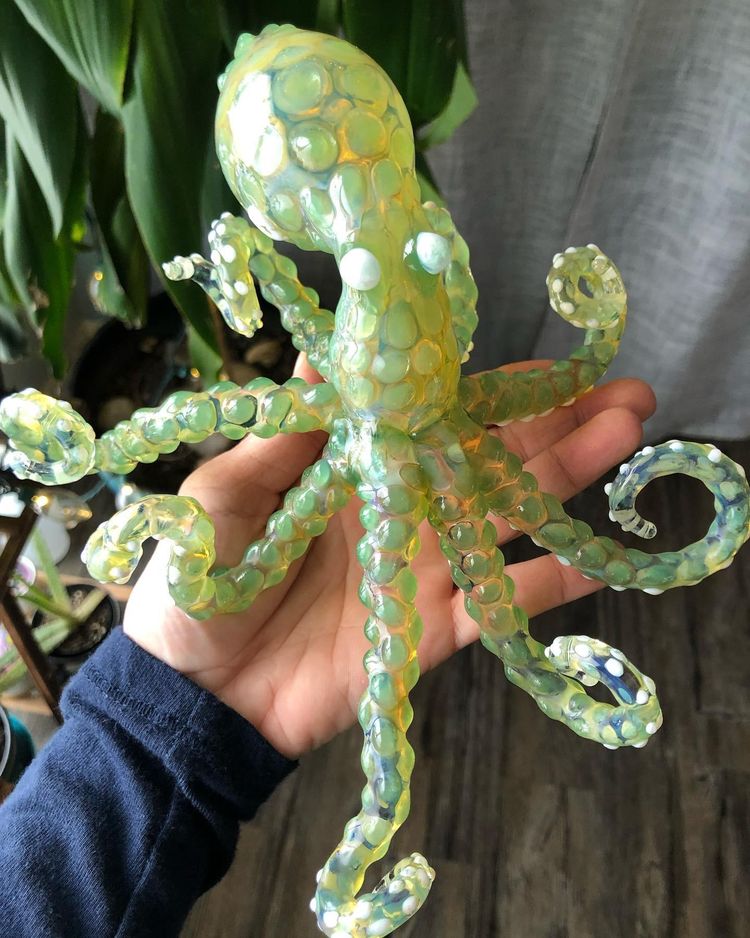 03-16-06-16481271741601363584