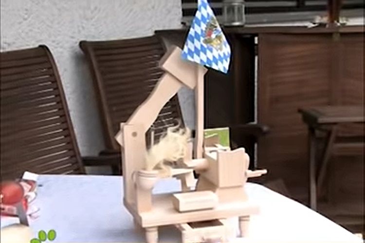 04-01-10-16488510461032457892