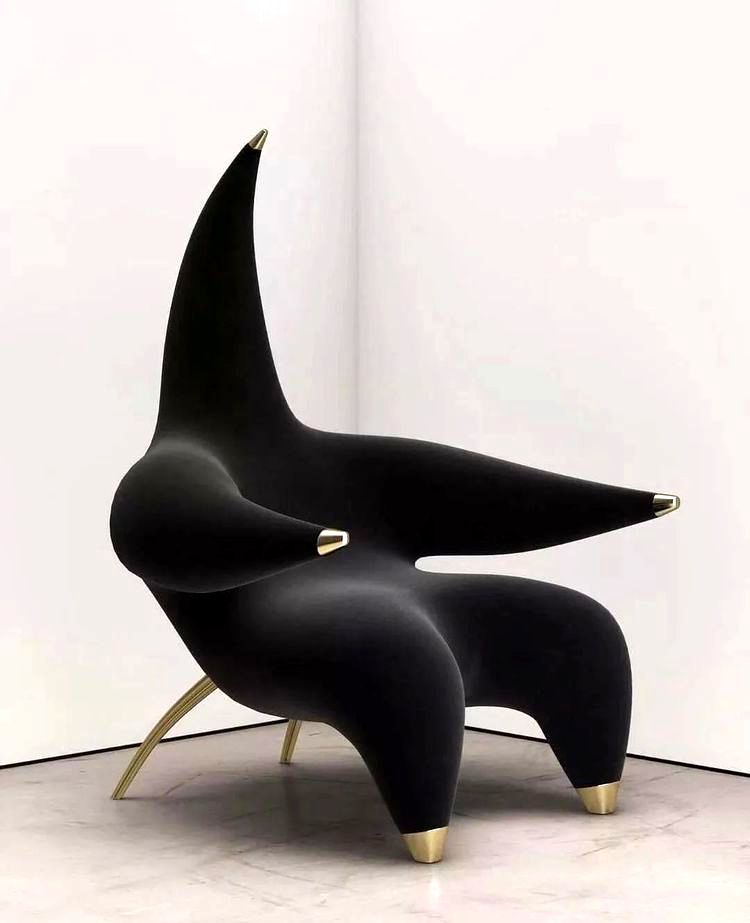 04-12-25-1650533125343108870