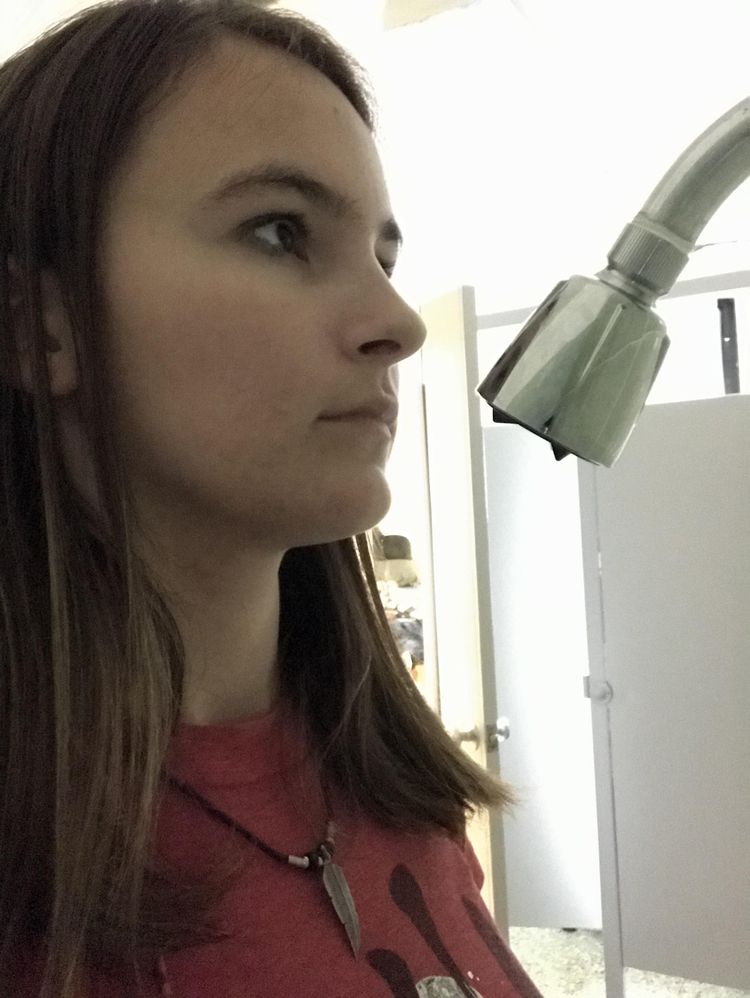 04-12-38-1649756321379486166