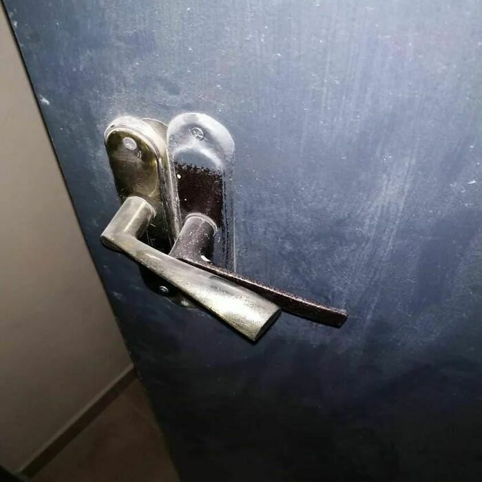 04-13-27-16502776401130475465